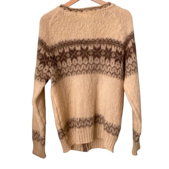 Vintage Icelandic Knitted in Great Britain 100% Pure Wool Cardigan in Size XL - Picture 3 of 12